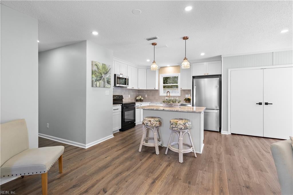 Photo of 2921 Bamberg Place, Virginia Beach, VA 23453 (MLS # 10637218)