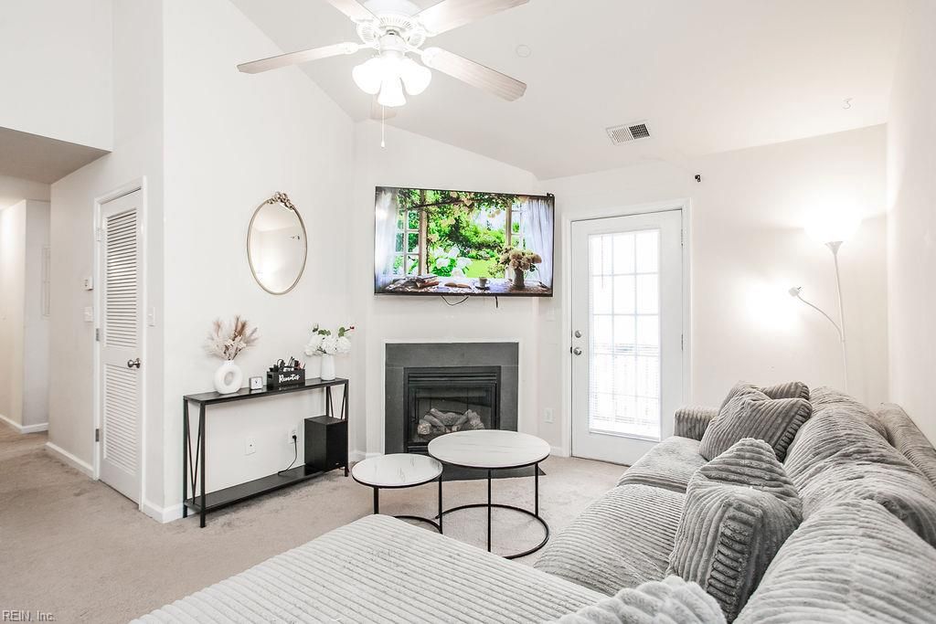 Photo of 431 Old Colonial Way #303, Newport News, VA 23608 (MLS # 10629137)