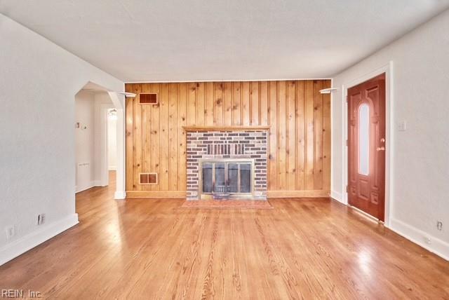 5044 Princess Anne RD