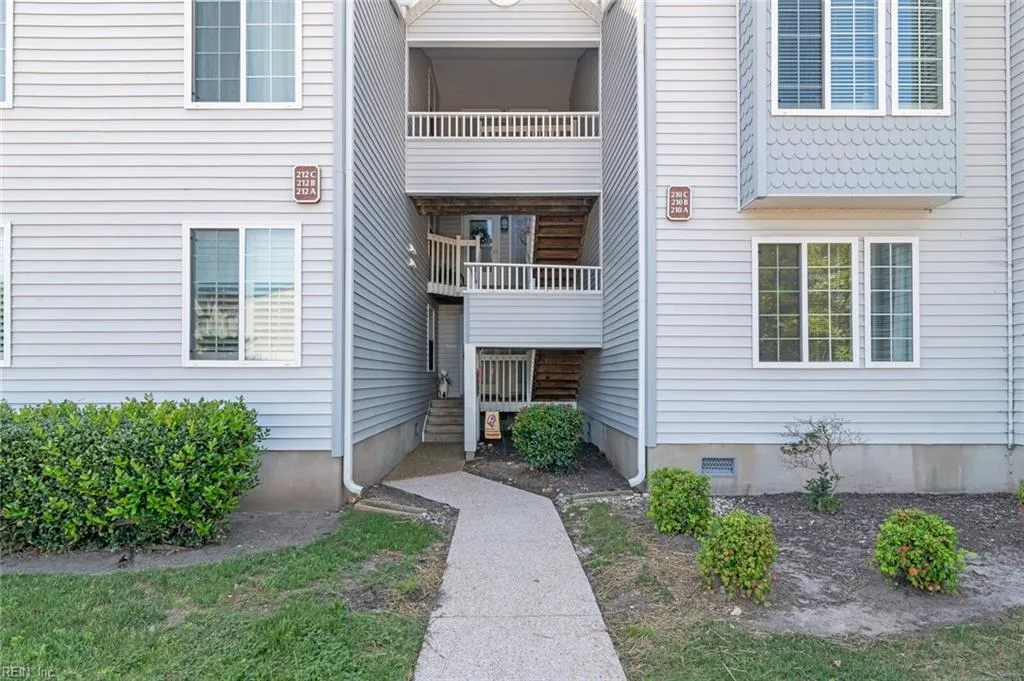 Hampton, Virginia 23669, United States, 3 Bedrooms Bedrooms, ,2 BathroomsBathrooms,Residential,Active,231022