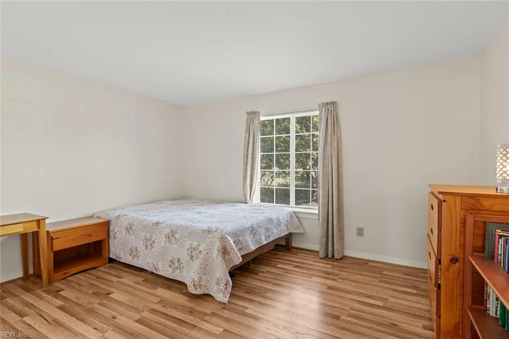 Hampton, Virginia 23669, United States, 3 Bedrooms Bedrooms, ,2 BathroomsBathrooms,Residential,Active,231022