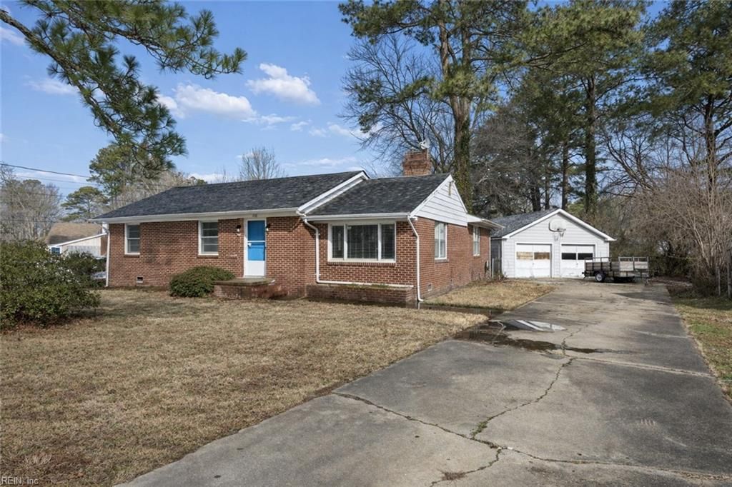 Photo of 206 Shamrock Avenue, Yorktown, VA 23693 (MLS # 10622764)