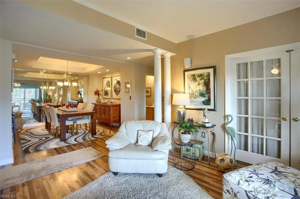 Virginia Beach, Virginia 23451, United States, 3 Bedrooms Bedrooms, ,2 BathroomsBathrooms,Residential,Pending,78686