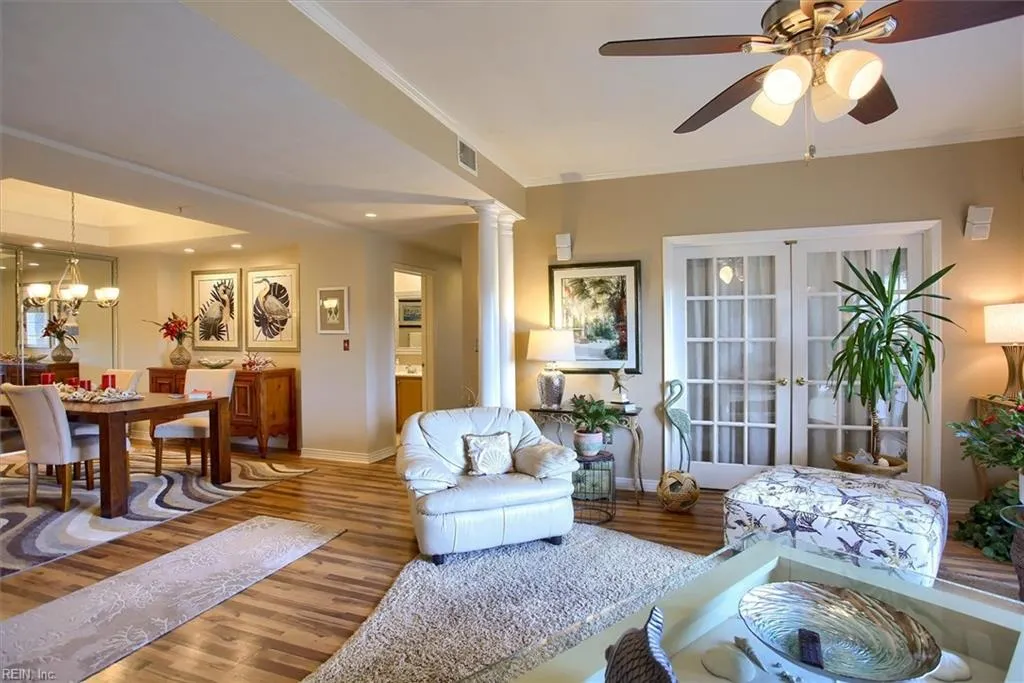 Virginia Beach, Virginia 23451, United States, 3 Bedrooms Bedrooms, ,2 BathroomsBathrooms,Residential,Pending,78686