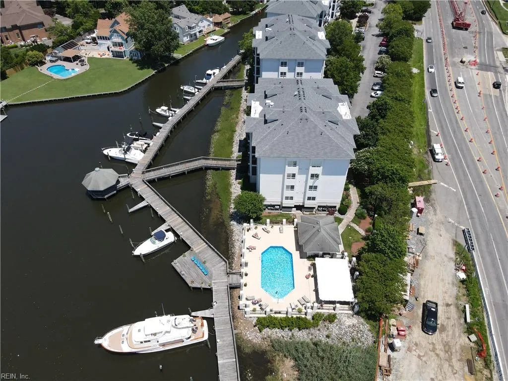 Virginia Beach, Virginia 23451, United States, 3 Bedrooms Bedrooms, ,2 BathroomsBathrooms,Residential,Pending,78686