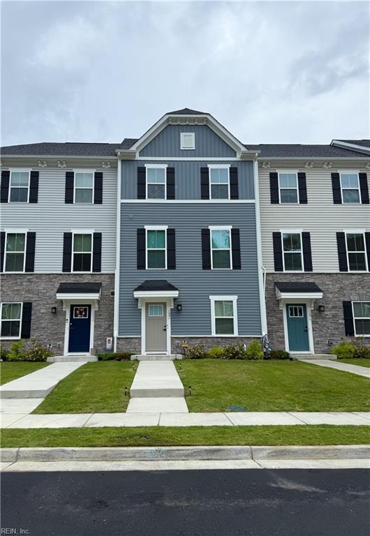 Photo of 109 Pocosin Path, Poquoson, VA 23662 (MLS # 10637831)