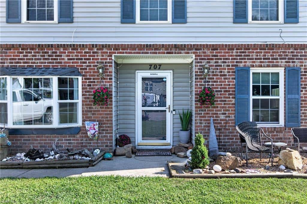 Photo of 707 Ketch Court, Newport News, VA 23608 (MLS # 10649993)