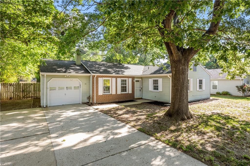 Photo of 11 Newgate Village Road, Hampton, VA 23666 (MLS # 10635363)