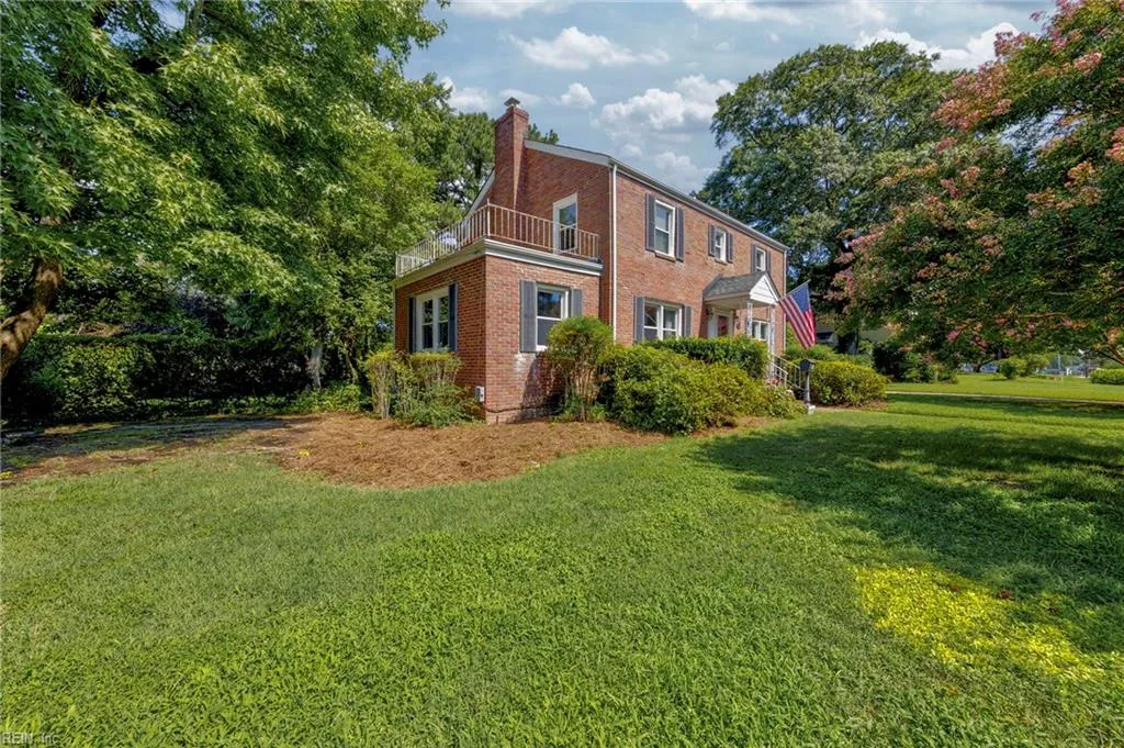 Hampton, Virginia 23666, United States, 3 Bedrooms Bedrooms, ,3 BathroomsBathrooms,Residential,Active,158947