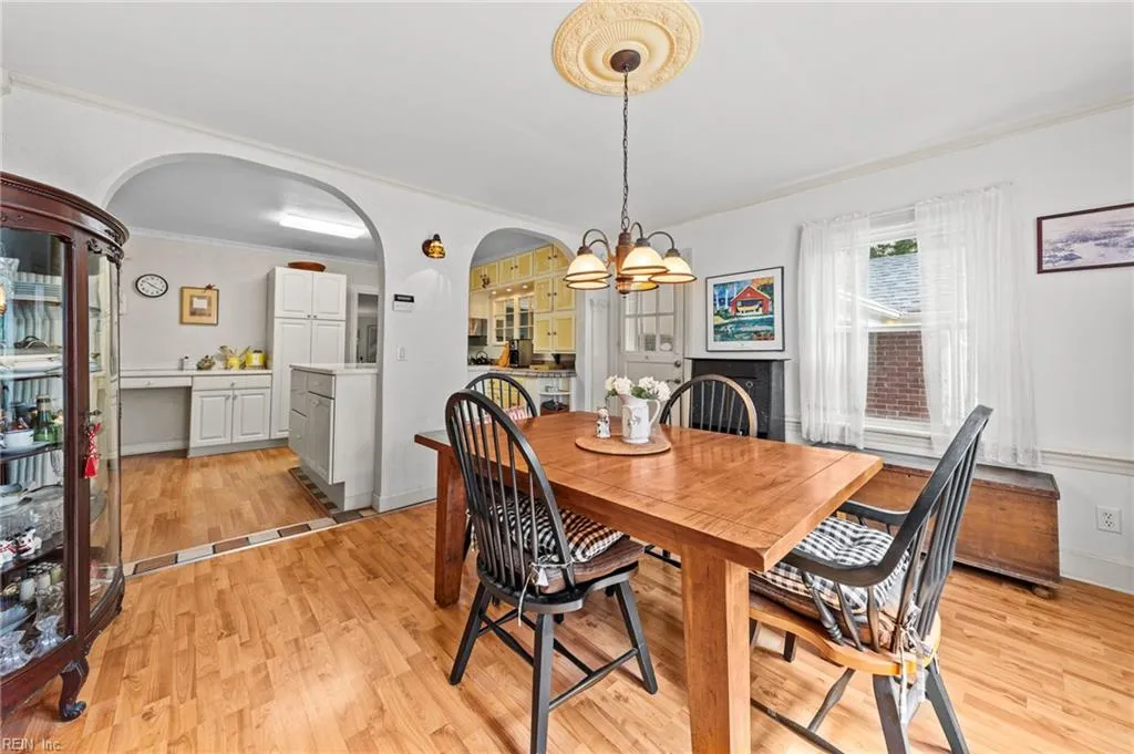 Hampton, Virginia 23666, United States, 3 Bedrooms Bedrooms, ,3 BathroomsBathrooms,Residential,Active,158947