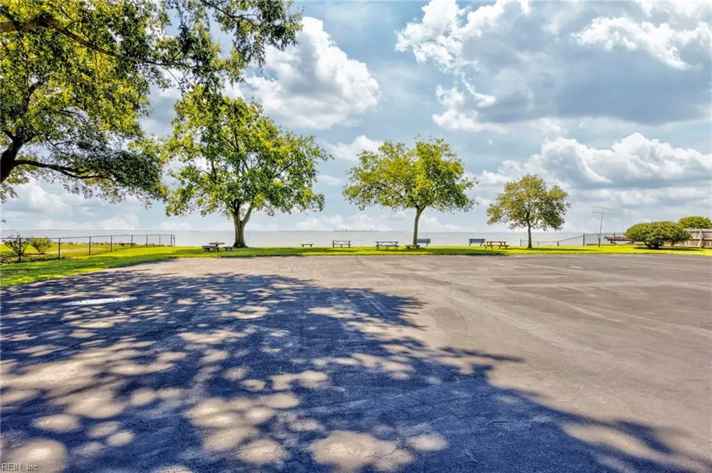 Hampton, Virginia 23666, United States, 3 Bedrooms Bedrooms, ,3 BathroomsBathrooms,Residential,Active,158947