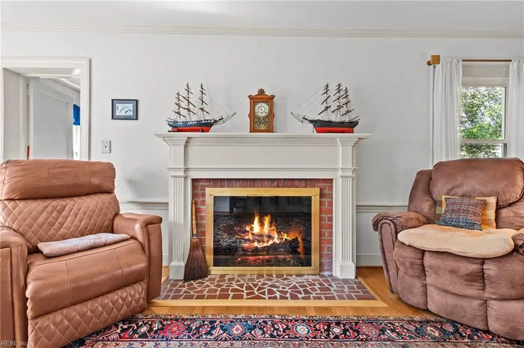 Hampton, Virginia 23666, United States, 3 Bedrooms Bedrooms, ,3 BathroomsBathrooms,Residential,Active,158947