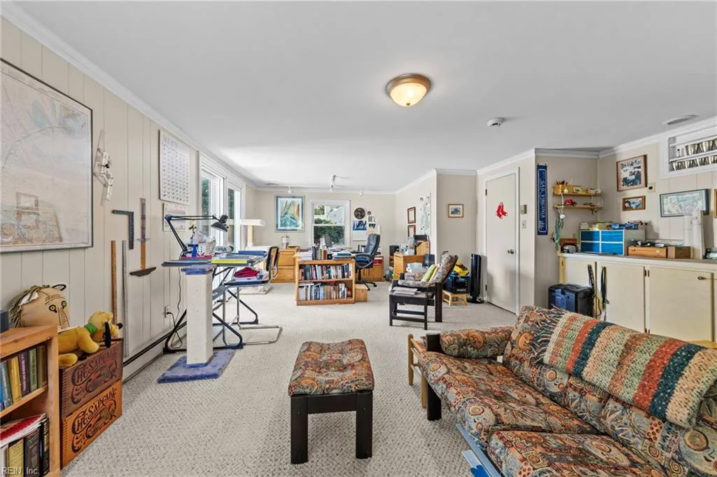 Hampton, Virginia 23666, United States, 3 Bedrooms Bedrooms, ,3 BathroomsBathrooms,Residential,Active,158947