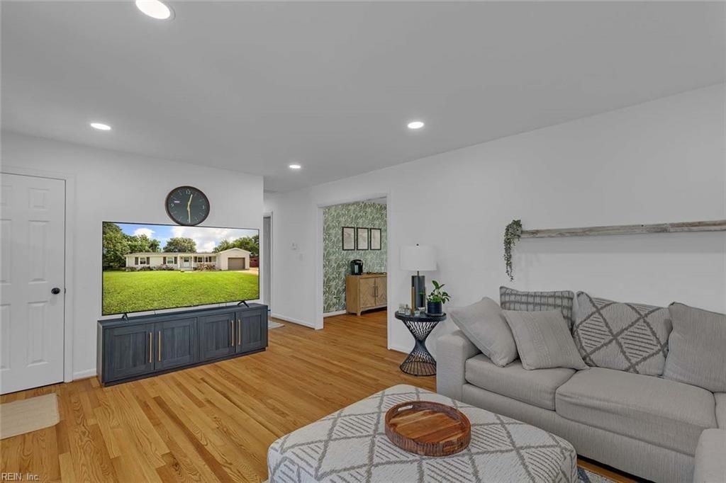 Photo of 23 Sandra Drive, Newport News, VA 23608 (MLS # 10623103)