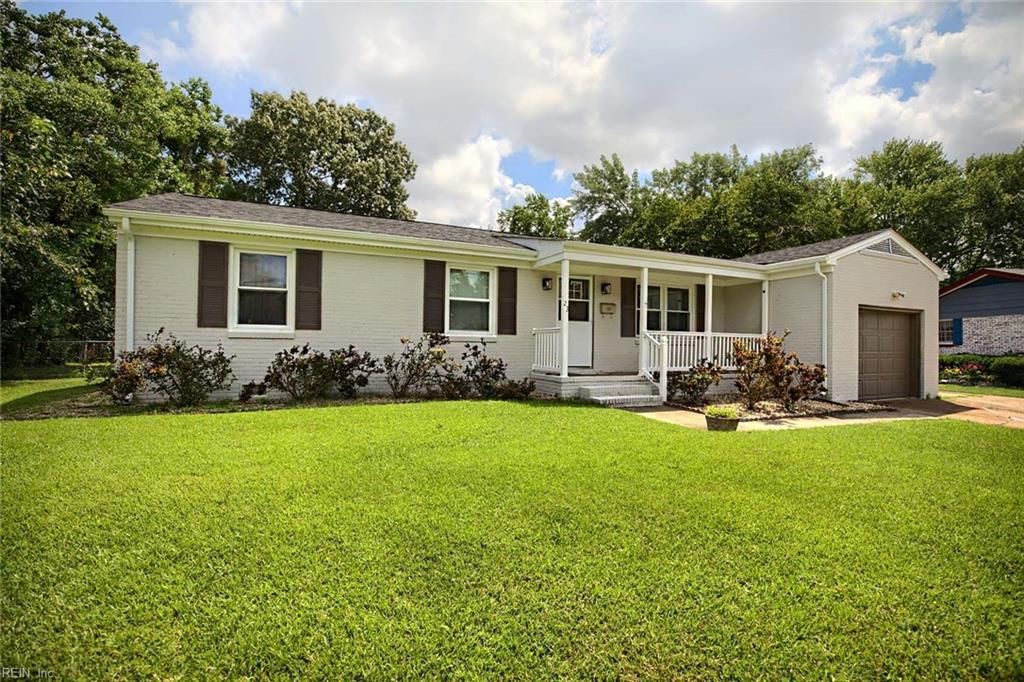 Photo of 23 Sandra Drive, Newport News, VA 23608 (MLS # 10623103)