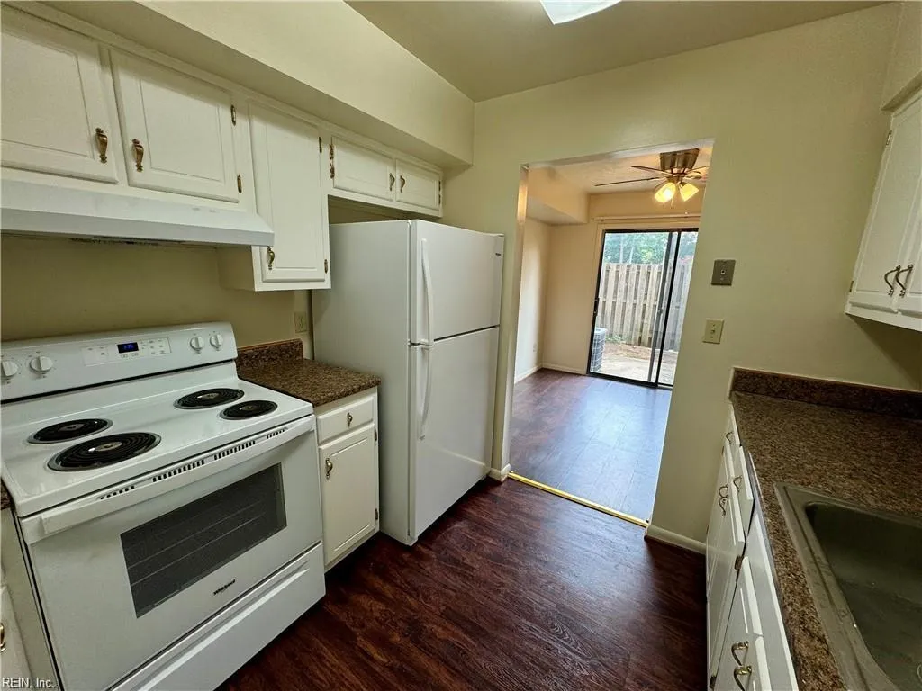 Newport News, Virginia 23608, United States, 2 Bedrooms Bedrooms, ,2 BathroomsBathrooms,Residential,Active,101254