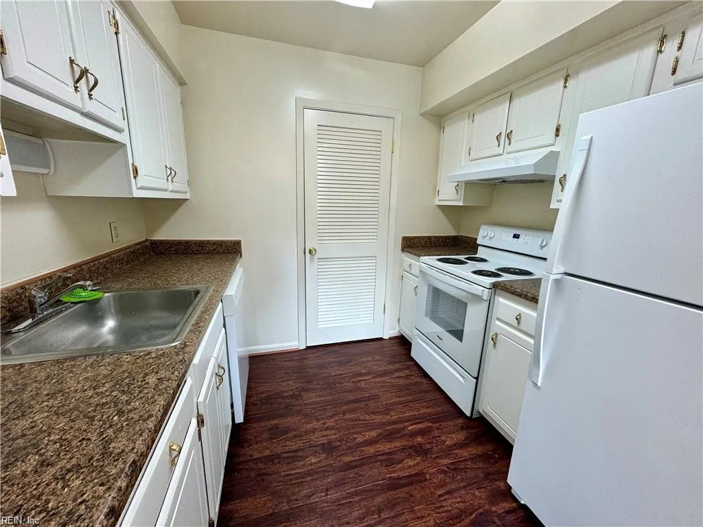 Newport News, Virginia 23608, United States, 2 Bedrooms Bedrooms, ,2 BathroomsBathrooms,Residential,Active,101254