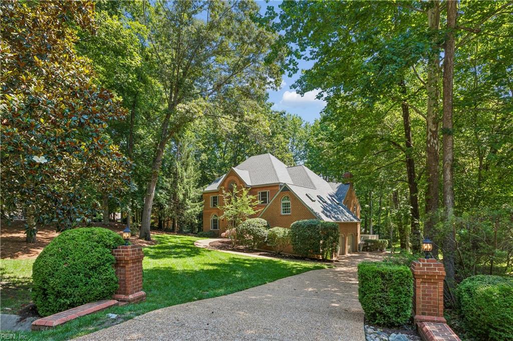 112 Woodhall Spa, Williamsburg, VA, 23188