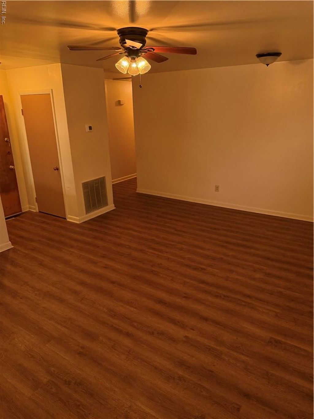 Photo of 312 Chautauqua Avenue, Portsmouth, VA 23707 (MLS # 10626388)