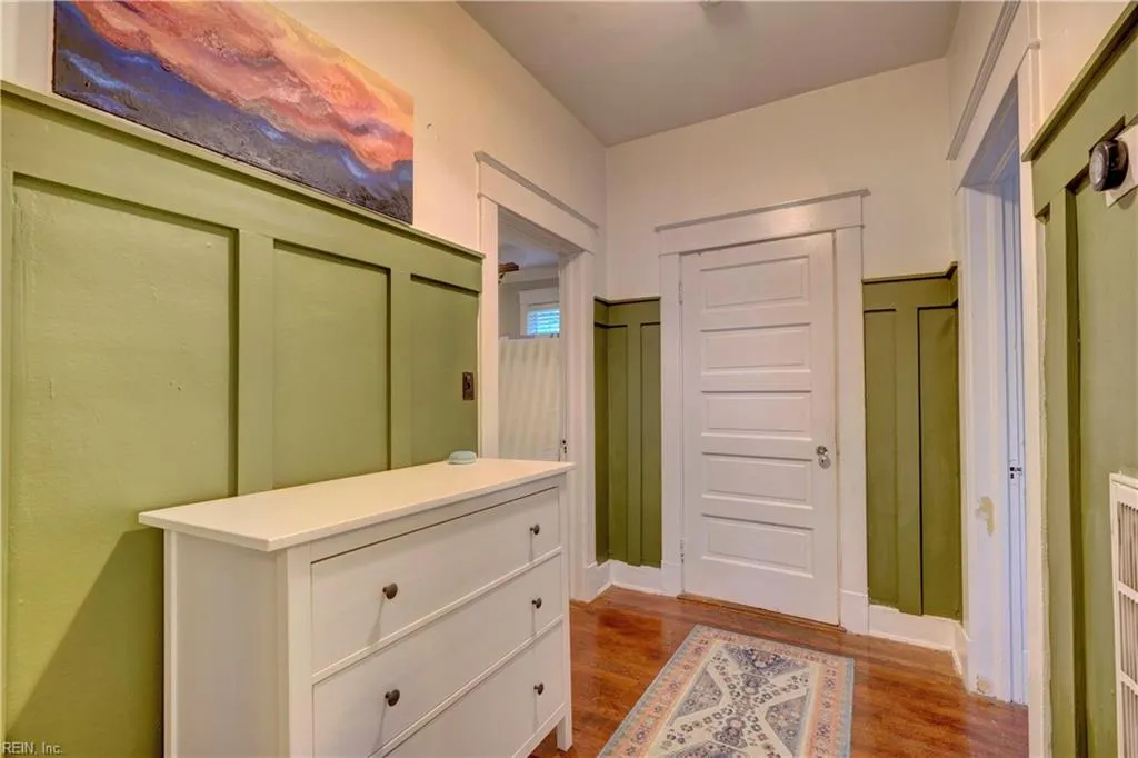 Norfolk, Virginia 23508, United States, 3 Bedrooms Bedrooms, ,2 BathroomsBathrooms,Residential,Active,687