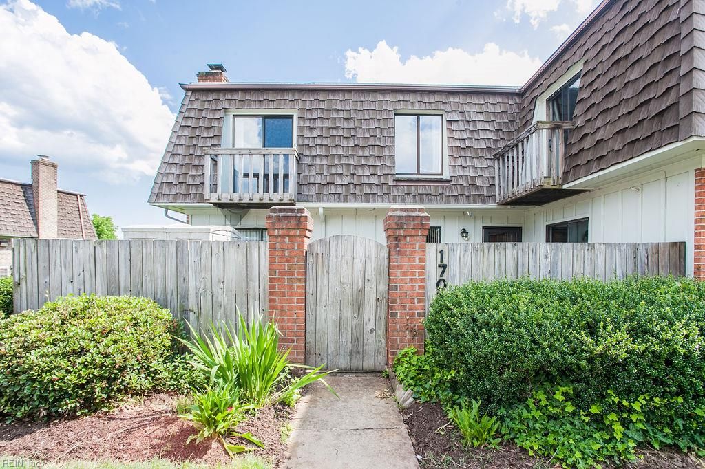 Photo of 1705 Ocean Bay Drive, Virginia Beach, VA 23454 (MLS # 10583405)