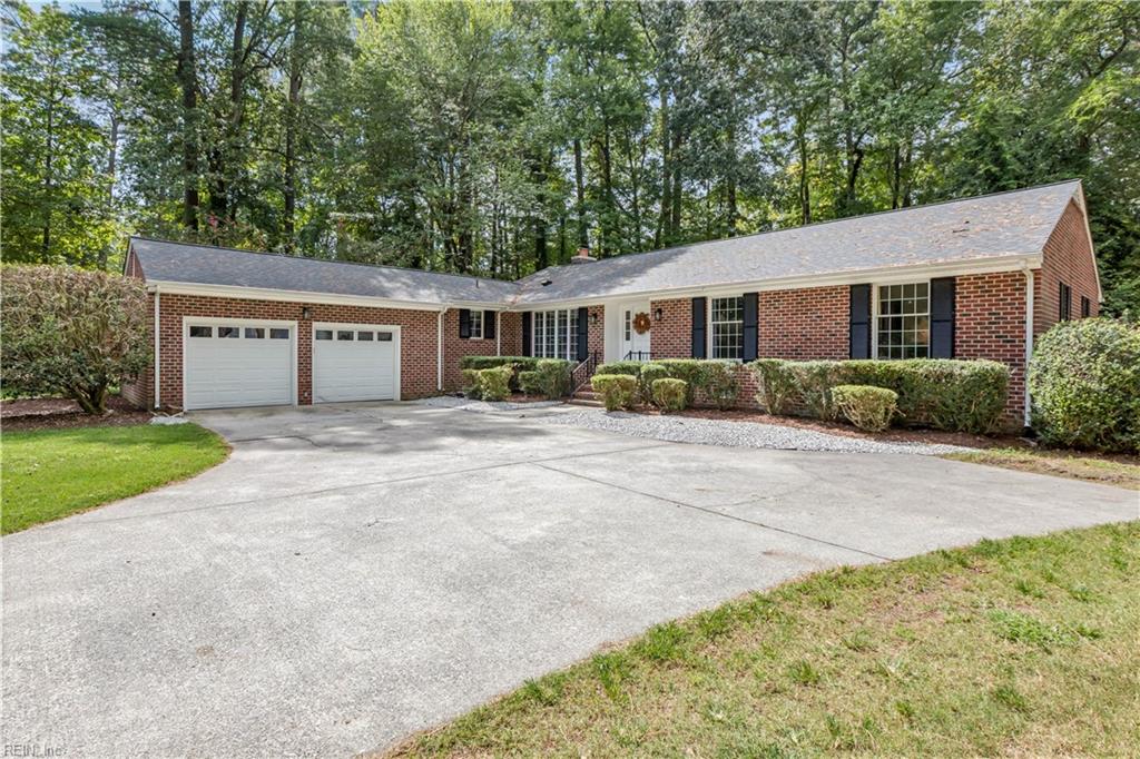 Photo of 105 Ilex Drive, Yorktown, VA 23692 (MLS # 10654160)