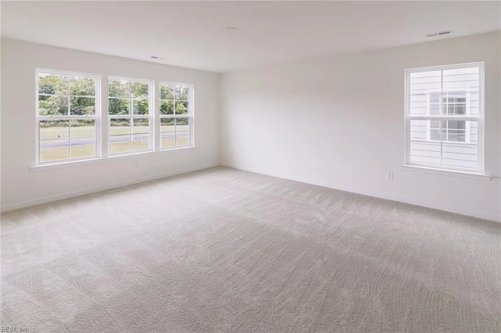 Suffolk, Virginia 23435, United States, 4 Bedrooms Bedrooms, ,3 BathroomsBathrooms,Residential,Active,171230