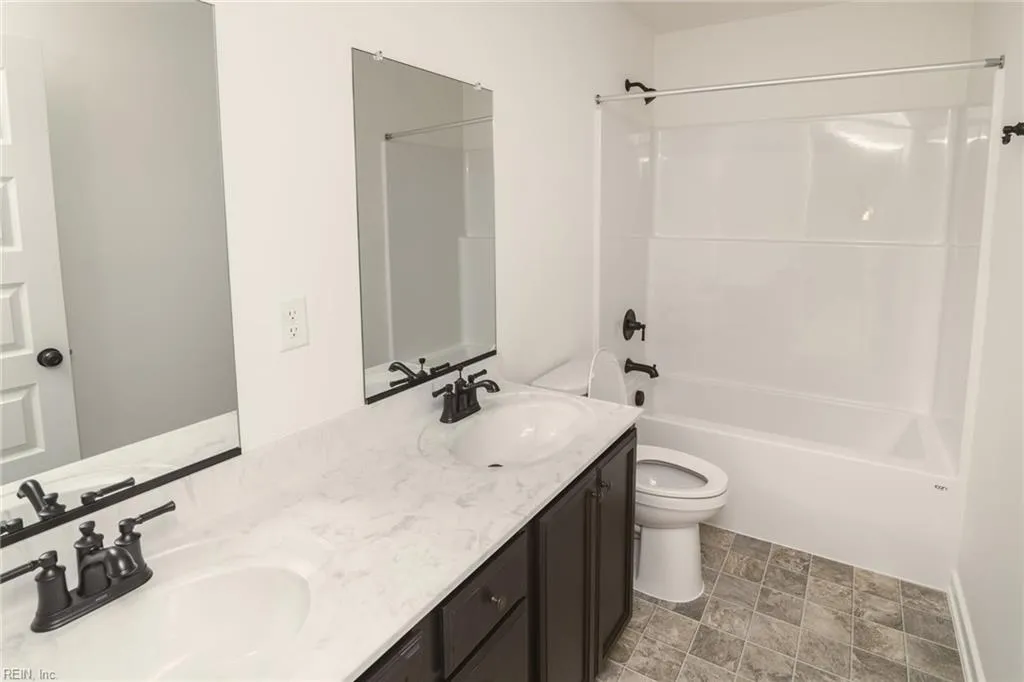 Suffolk, Virginia 23435, United States, 4 Bedrooms Bedrooms, ,3 BathroomsBathrooms,Residential,Active,171230