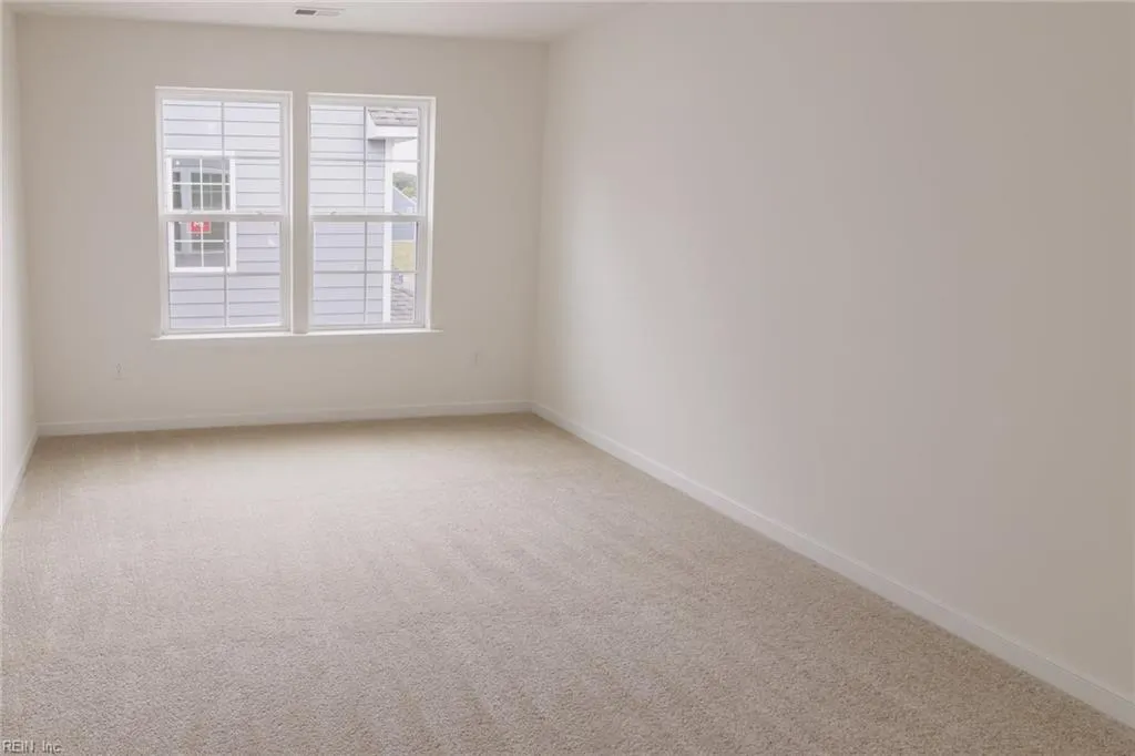 Suffolk, Virginia 23435, United States, 4 Bedrooms Bedrooms, ,3 BathroomsBathrooms,Residential,Active,171230