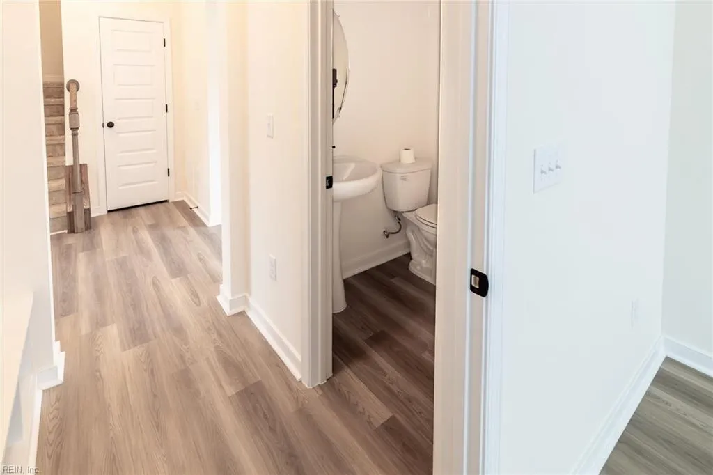 Suffolk, Virginia 23435, United States, 4 Bedrooms Bedrooms, ,3 BathroomsBathrooms,Residential,Active,171230