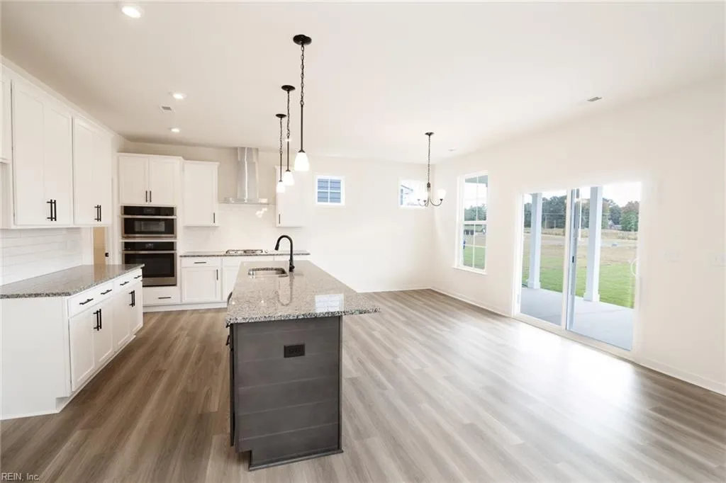 Suffolk, Virginia 23435, United States, 4 Bedrooms Bedrooms, ,3 BathroomsBathrooms,Residential,Active,171230