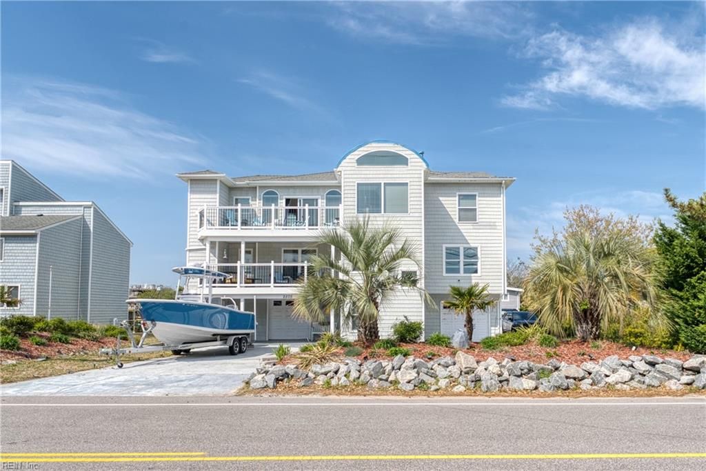Photo of 2805 Sandpiper Road, Virginia Beach, VA 23456 (MLS # 10592714)