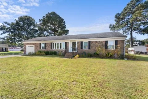 107 Gary Player Road, Portsmouth, VA 23701 - #: 10555972