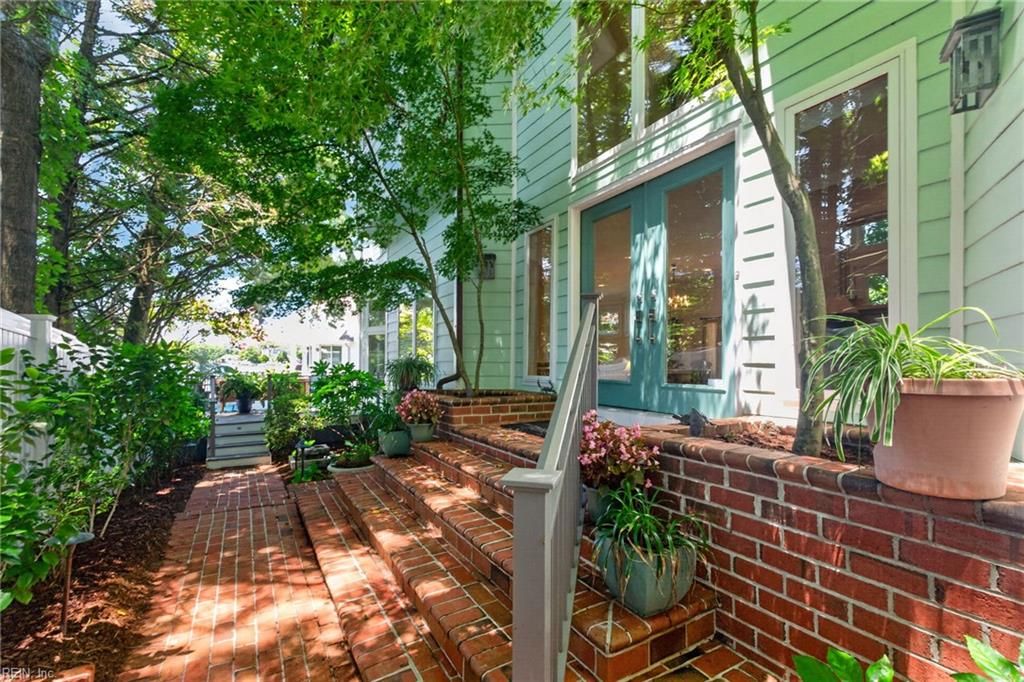 Photo of 419 48th Street, Virginia Beach, VA 23451 (MLS # 10644814)