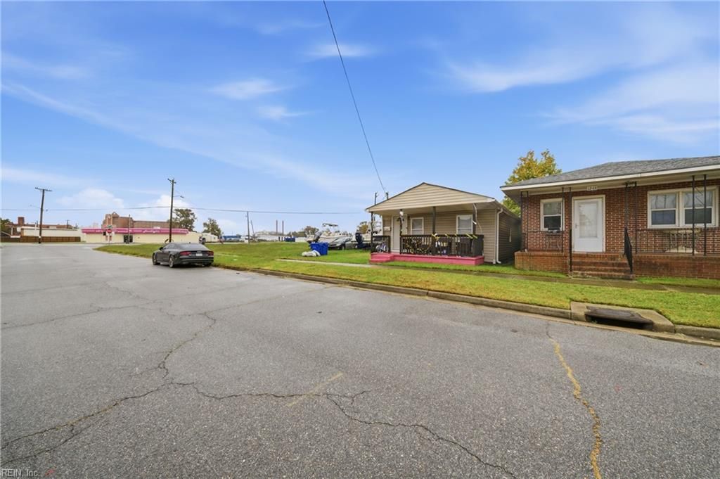 Photo of 1241 Wirt Avenue, Portsmouth, VA 23704 (MLS # 10623578)