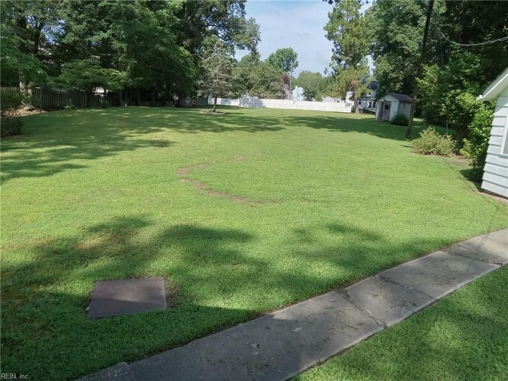 Photo of 448 Marina Lane, Newport News, VA 23602 (MLS # 10629389)