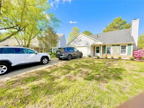MLS: 10579332