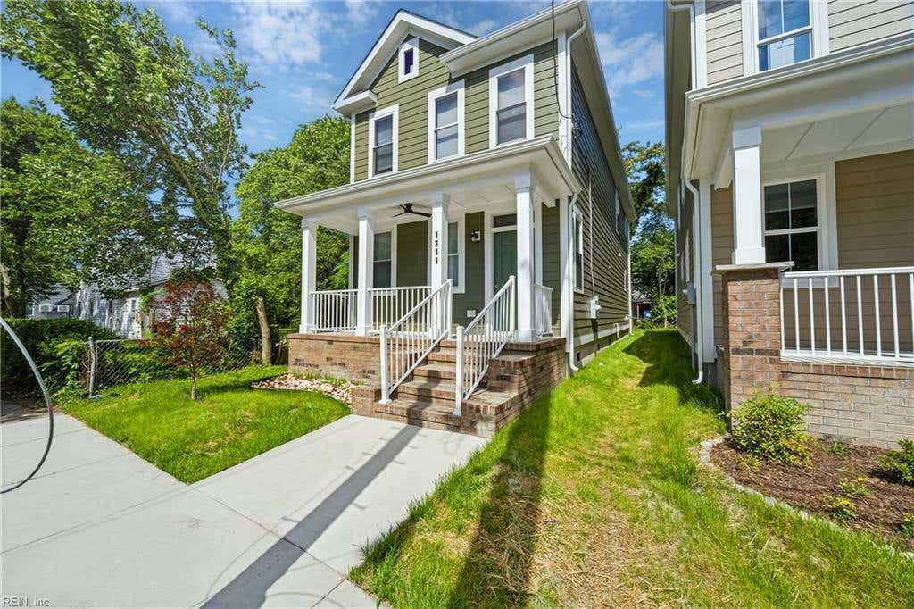 Photo of 1311 Reservoir Avenue, Norfolk, VA 23504 (MLS # 10649780)