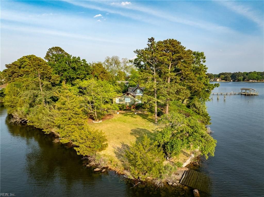 Photo of 653 Ingleside Road, Norfolk, VA 23503 (MLS # 10631879)