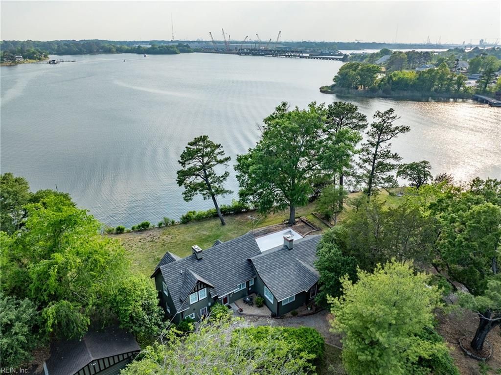 Photo of 653 Ingleside Road, Norfolk, VA 23503 (MLS # 10631879)