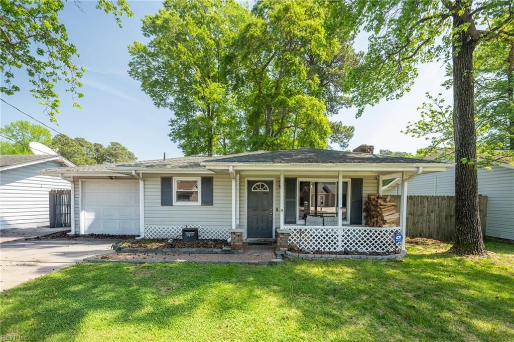 Photo of 1425 Glendale Avenue, Chesapeake, VA 23323 (MLS # 10632098)