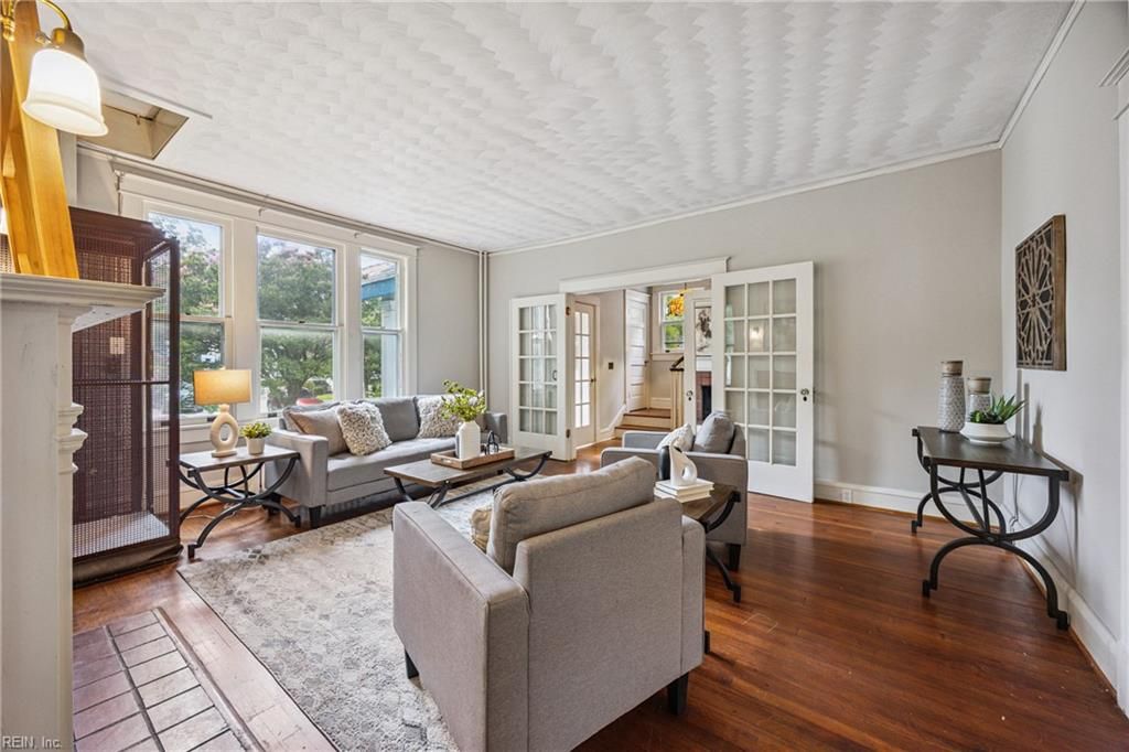 Photo of 221 E 40th Street, Norfolk, VA 23504 (MLS # 10617740)