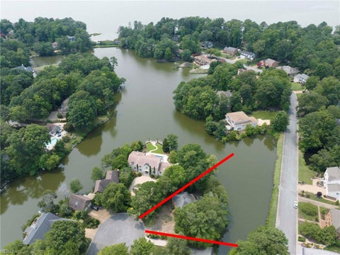 Photo of 3 Valentine Court, Newport News, VA 23606 (MLS # 10644343)
