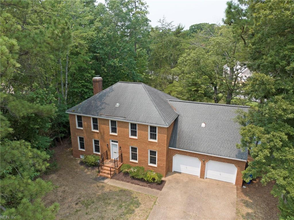 Photo of 3 Valentine Court, Newport News, VA 23606 (MLS # 10644343)