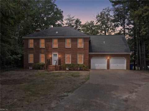 Photo of 3 Valentine Court, Newport News, VA 23606 (MLS # 10644343)