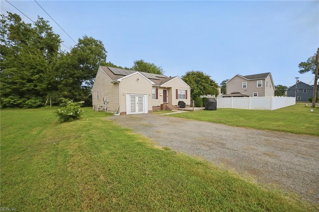 Photo of 600 Dale Street, Hampton, VA 23661 (MLS # 10654563)