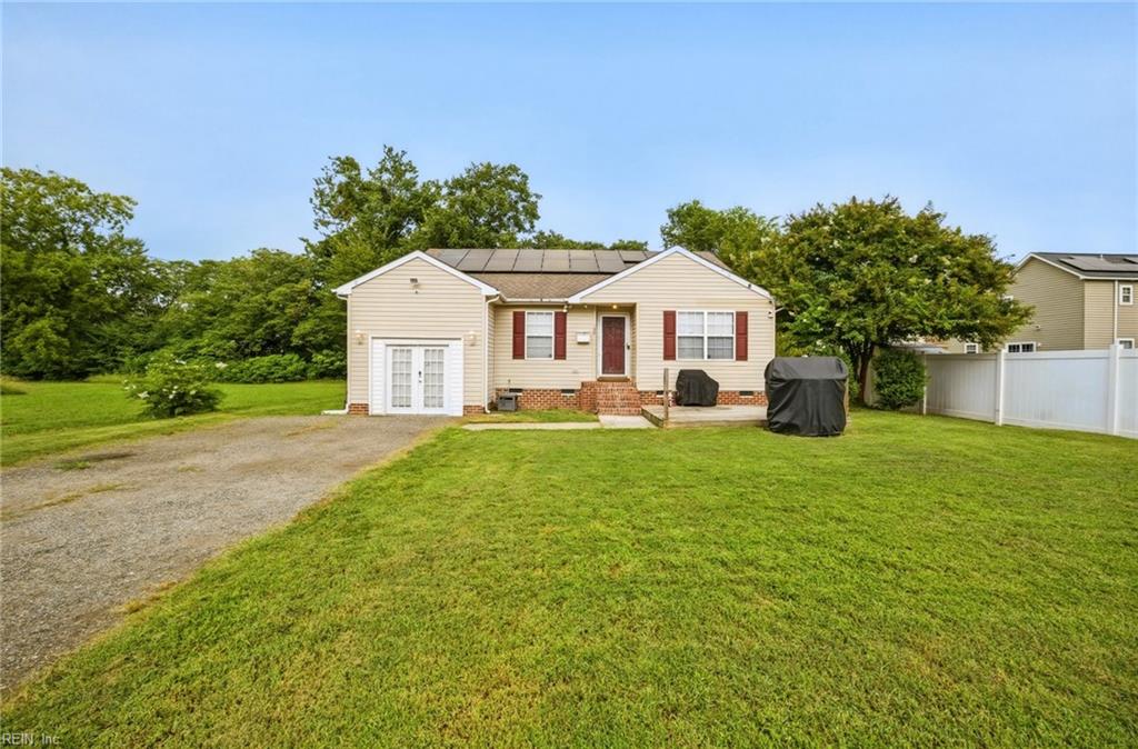 Photo of 600 Dale Street, Hampton, VA 23661 (MLS # 10654563)
