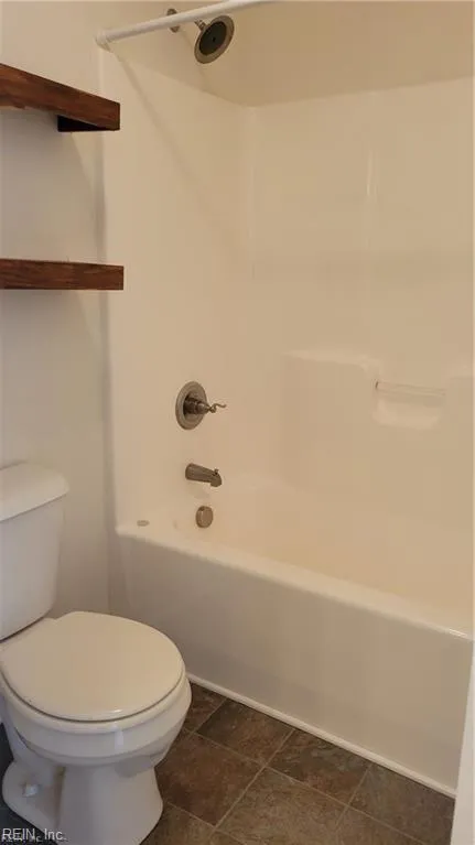 Virginia Beach, Virginia 23454, United States, 3 Bedrooms Bedrooms, ,3 BathroomsBathrooms,Residential,Pending,2195