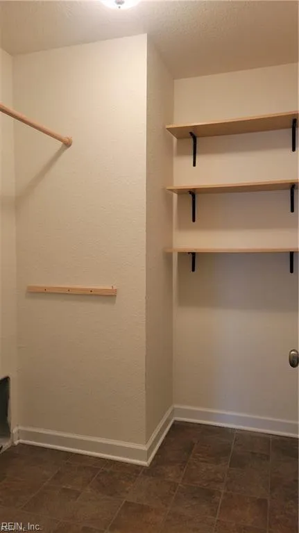 Virginia Beach, Virginia 23454, United States, 3 Bedrooms Bedrooms, ,3 BathroomsBathrooms,Residential,Pending,2195