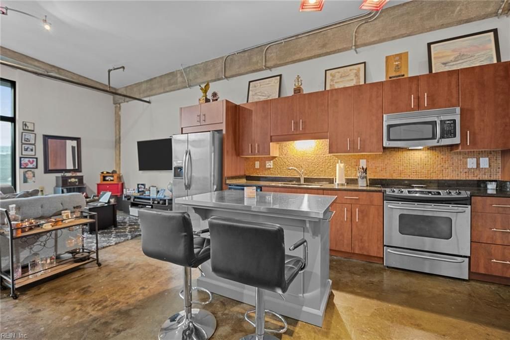 Photo of 415 Saint Pauls Boulevard #309, Norfolk, VA 23510 (MLS # 10625329)